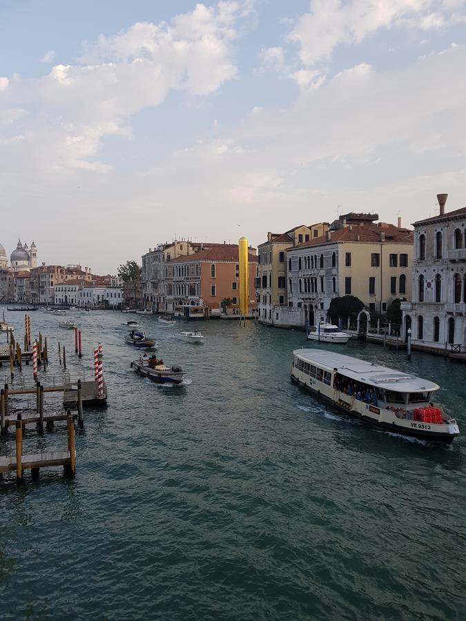 Ca' Del Sol Venezia Acomodação com café da manhã Exterior foto