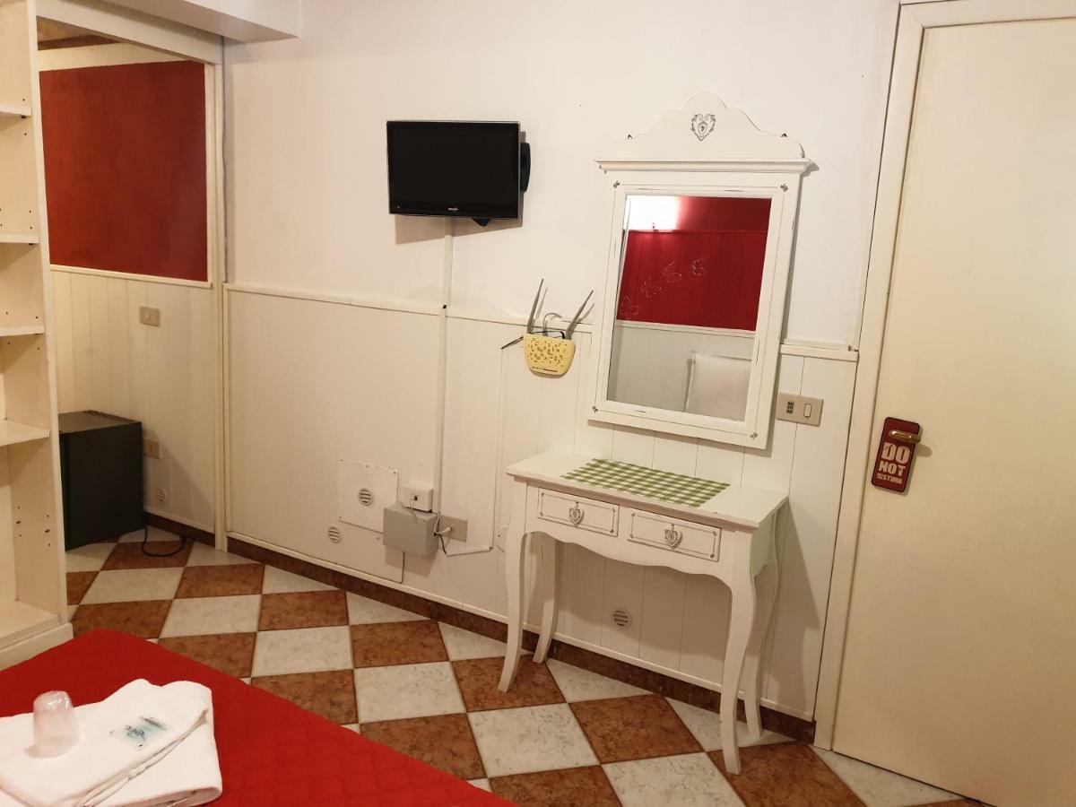 Ca' Del Sol Venezia Acomodação com café da manhã Exterior foto